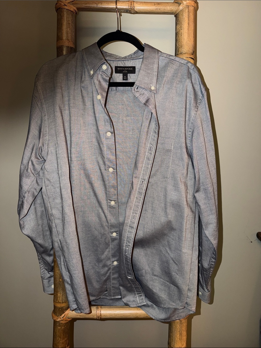 Banana Republic Men’s Blue Button-Down Casual Shirt